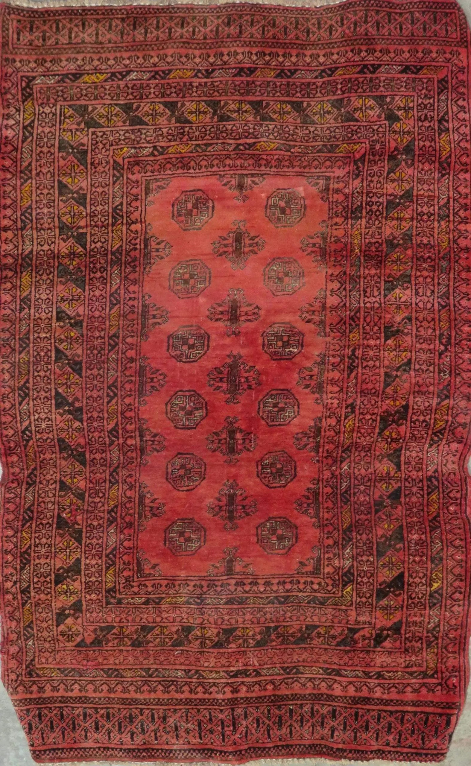 One Of The Kind Hand-Knotted Persian Wool Rug _ Luxurious Vintage Design, 5'6" x 3'3", Artisan Crafted